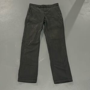George Pants
Athletic Fit